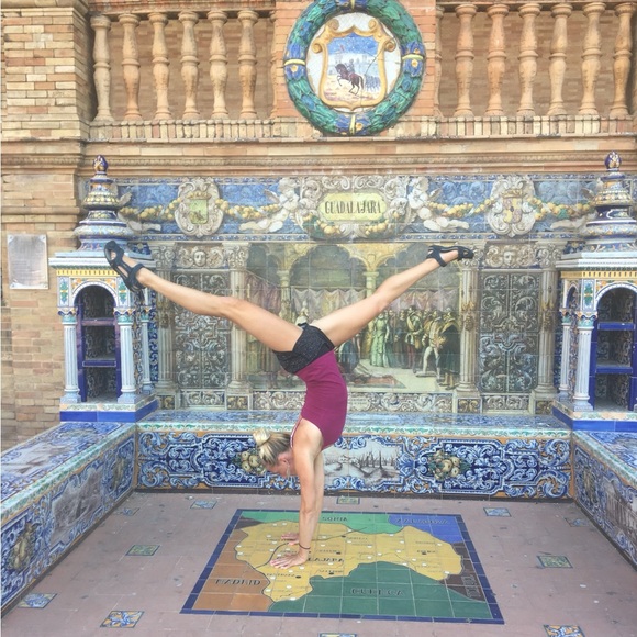 Meet your Posher, Allison - Picture 4 of 4